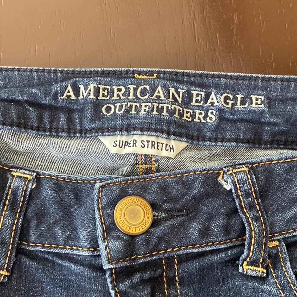 Women’s American Eagle size 6 jegging jeans (super stretch)